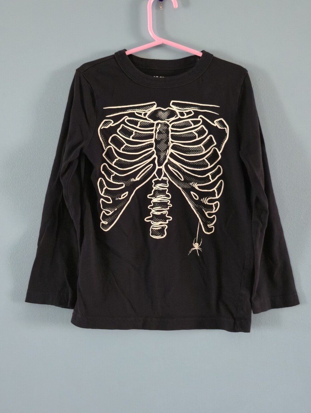 Halloween Black Long-Sleeve Skeleton Graphic Tee Glow In The Dark (6)